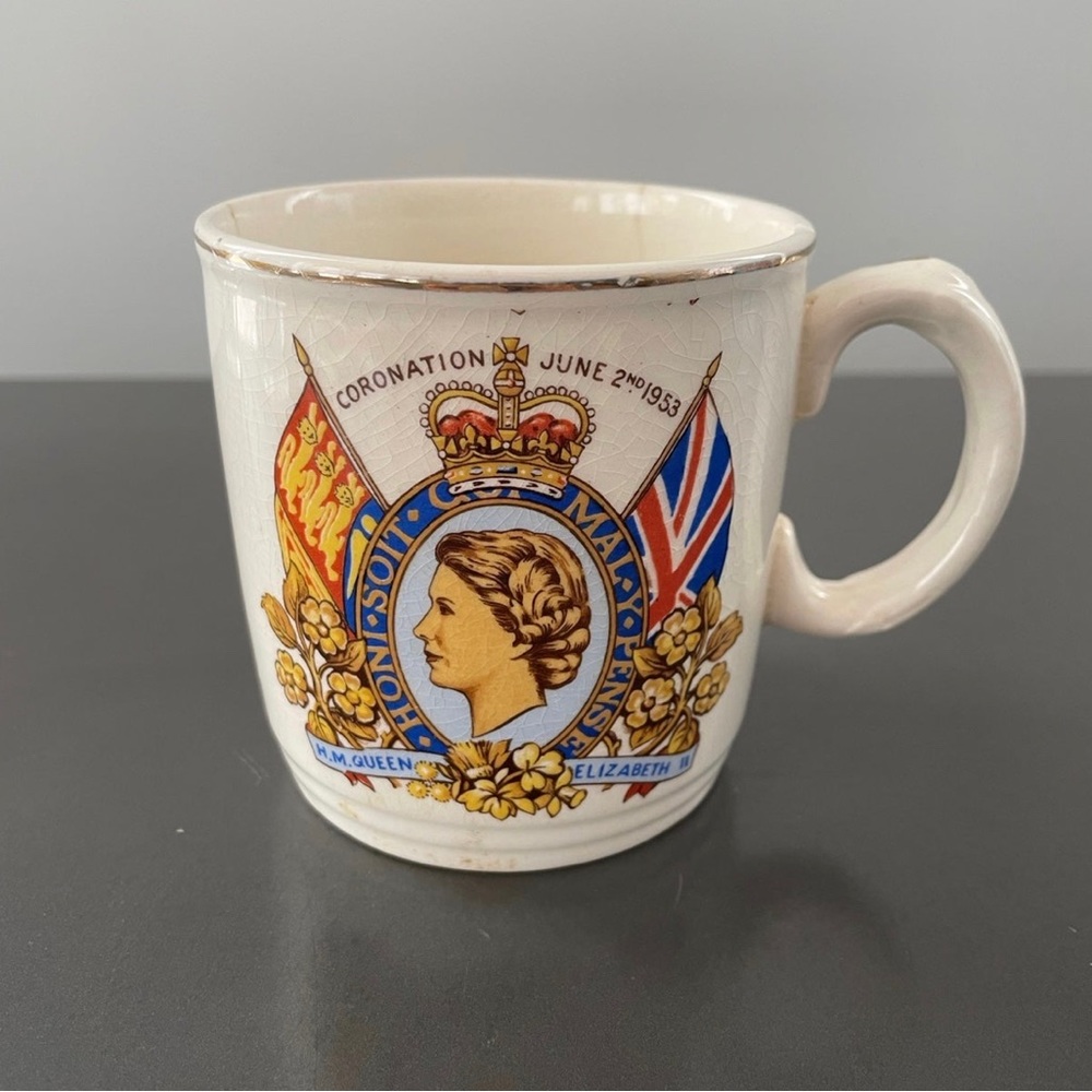 Queen Elizabeth Coronation Mug